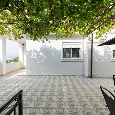 Liburna - The House Villa